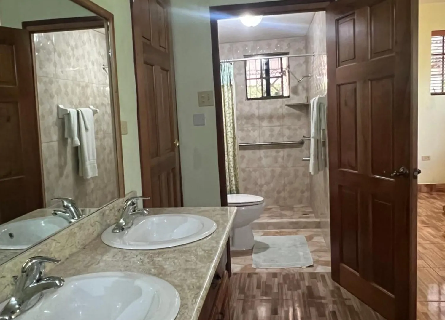 ベッド・アンド・ブレックファスト Castlevue B&B モンテゴ・ベイ